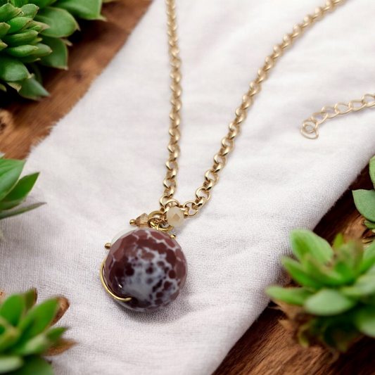 Crackle Agate Round Pendant Necklace